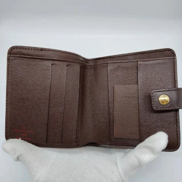 Authentic Louis Vuitton Brown Damier Wallet mn516-020626 - Picture 6 of 9